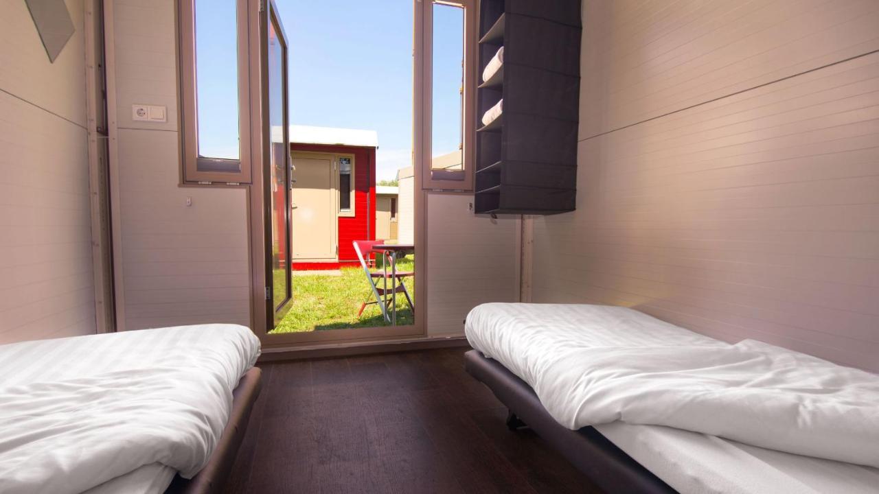 Pop-Up Hotel Songfestival Klaaswaal Exteriér fotografie